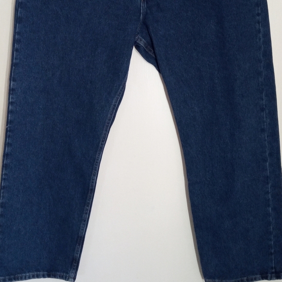 Wrangler Classic Blue Denim Jeans - Picture 2 of 5